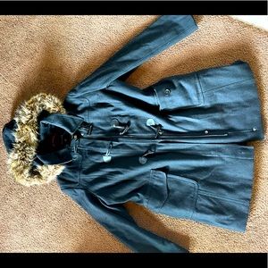 Tommy Hilfiger Women’s pea coat with removable hood. Gently used